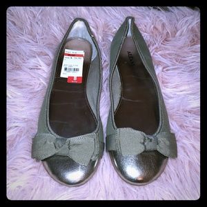 Alfani flats size 8